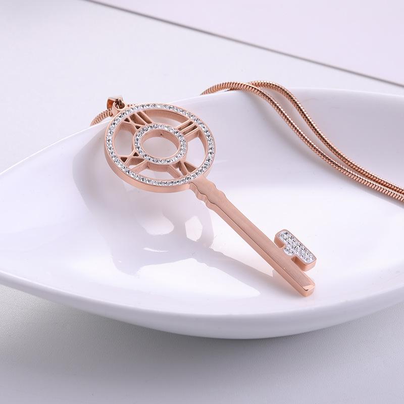

Roman Diamond Hollow Key Necklace Women S Rose Gold Autumn And Winter Sweater Chain Long Titanium Steel Pendant Necklace Color Retention