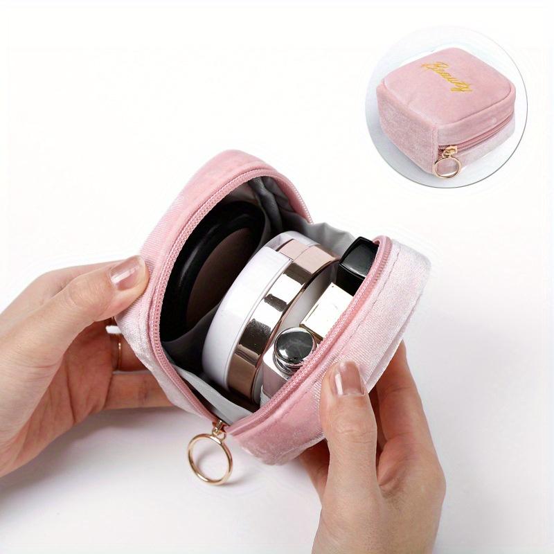 

New Embroidered Letter Cosmetic Bag, Women s Mini Makeup Organizer for Travel, Lipstick Sanitary Napkin Zipper Pouch розовый