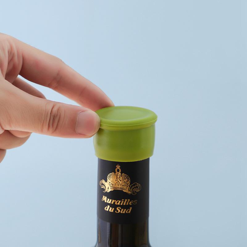 Customizable Food-Grade Silicone Wine Bottle Cap – Fresh-Keeping, Colorful Household Stopper