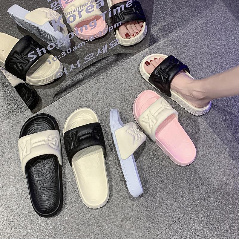 Slippers women's outdoor summer new cool slippers thick-soled non-slip one-word women's sandals