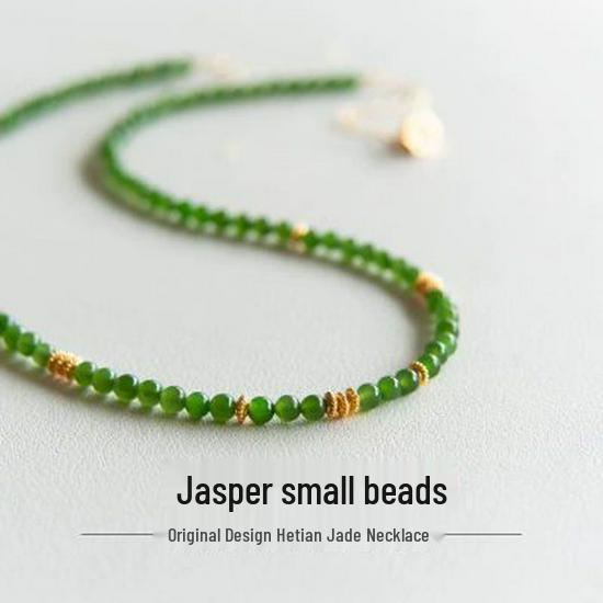 Натуральное ожерелье-чокер из бусин Хэтяньского нефрита с подвеской из зеленого нефрита и яшмы