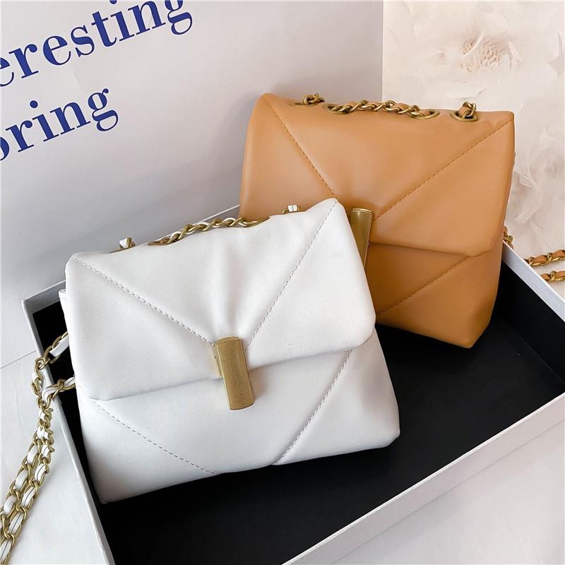 IELGY Woman s bag PU white square fashion crossbody chain all-match cloud casual