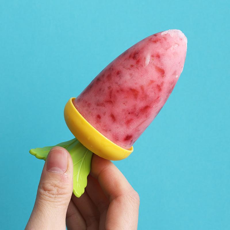 Hot Selling Creative Cute Carrot Shaped 6 Grids Ice Cream Ice Grid Healthy No Odor Easy Cleaning DIY Popsicle Making Mold