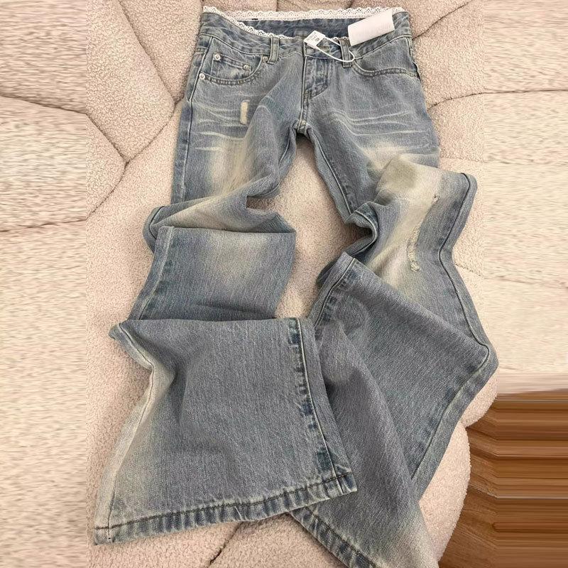 Jeans Flare Lavagem Clara para Mulheres com Renda Cintura Baixa Comprimento Total Ajuste Slim Calças Flare Design para Mulheres Curvilíneas