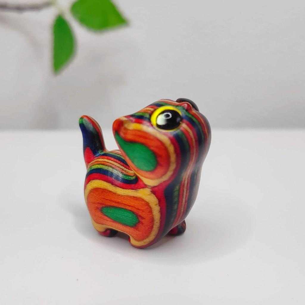 Rainbow Cat Curiosity Hand-Carved Ornament - Creative Animal Car Decor & Birthday Gift