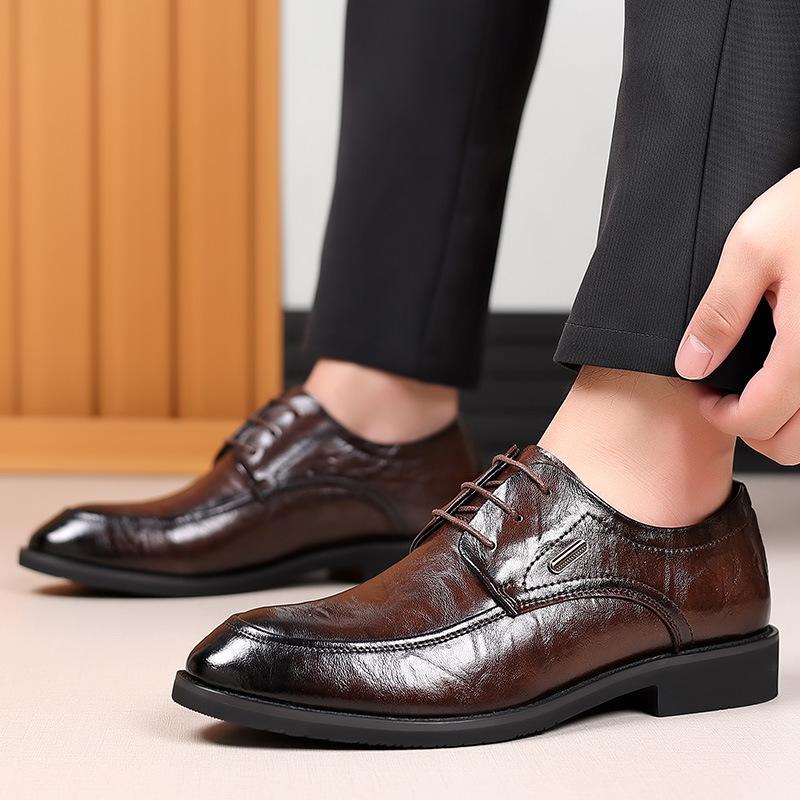 Fashion British Fashion Business Dress Casual Shoes for Men Breathable Soft Soled Casual Shoes Male Spring Groom Wedding Leather Shoes