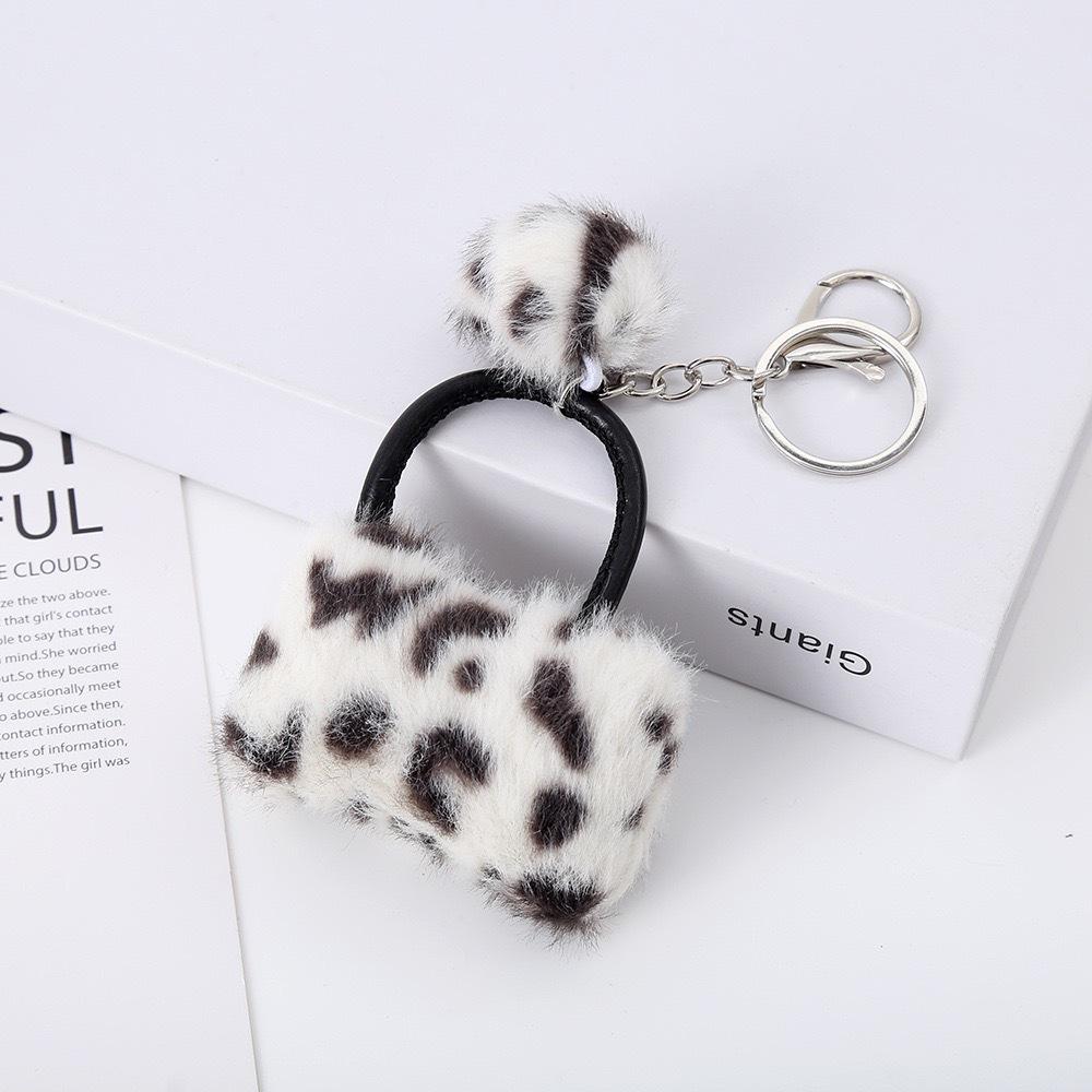 Leopard Print Fluffy Keychain: Cute Bag & Backpack Pendant Accessory