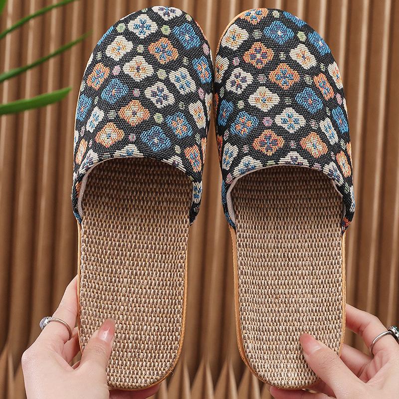 Women's Ethnic Floral Linen Sandals - Breathable Toe-Cover Slippers for Home