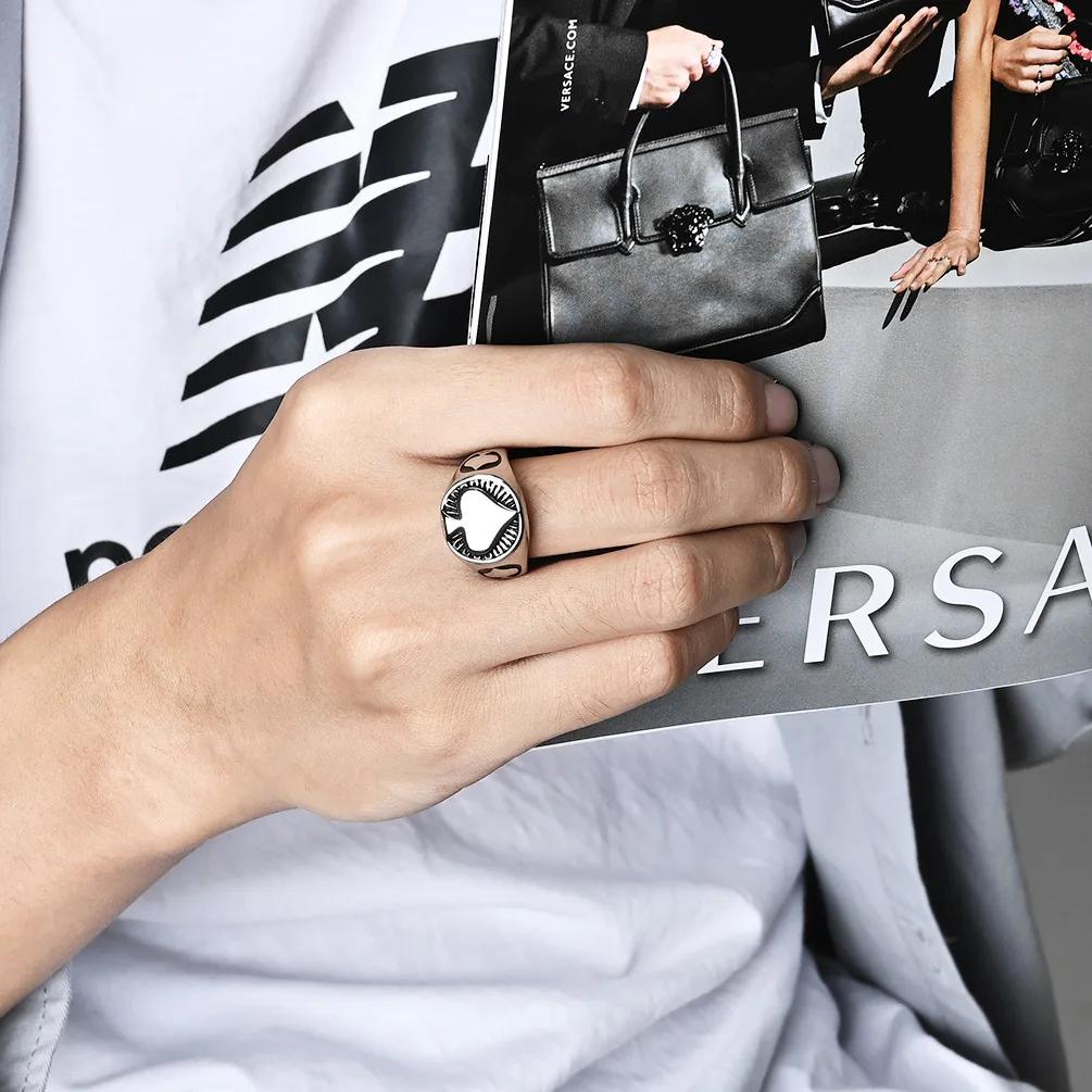 Anello in Acciaio Inossidabile Asso di Picche Poker Anelli Uomo Nicchia Accessori Fortunati Hipster Gioielli per le Mani