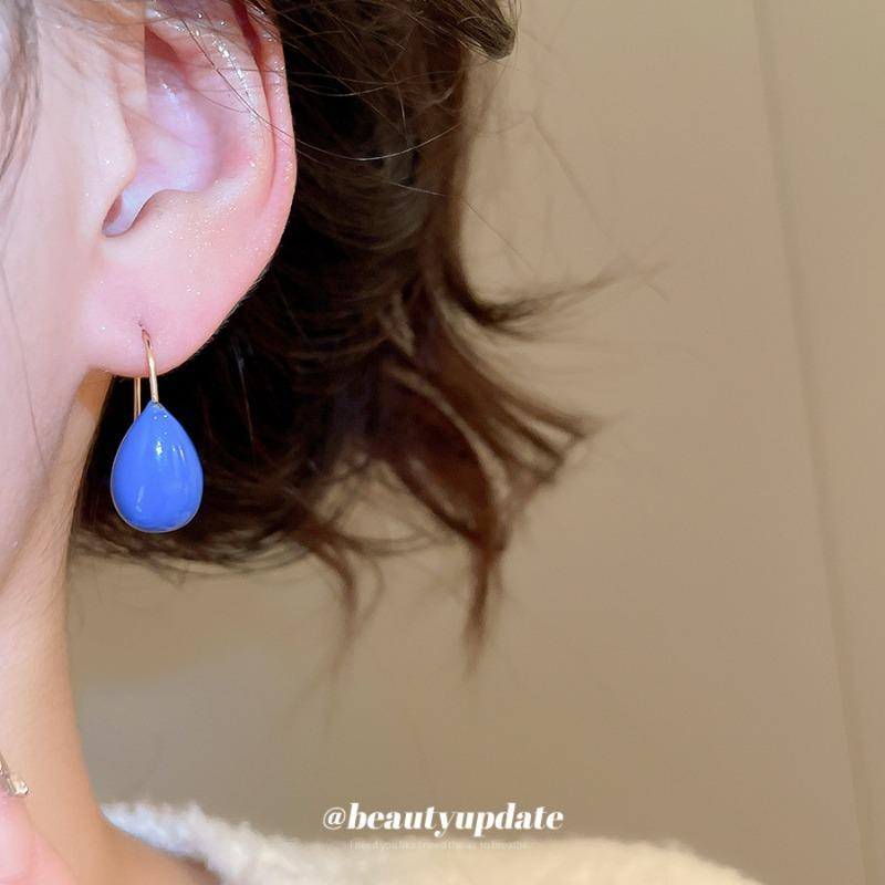 New Blue Oil Drop Ear Hook Retro Niche Design Earrings Light Luxury High-end Commuter Earrings Wholesale