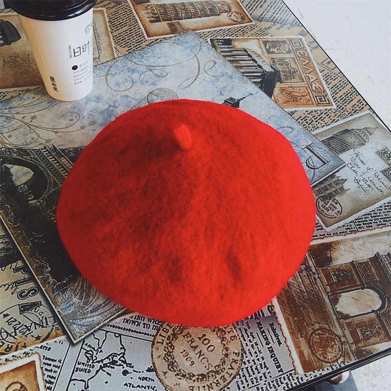 Beret ladies vintage woolen casual painter hat a simple bei hat trend