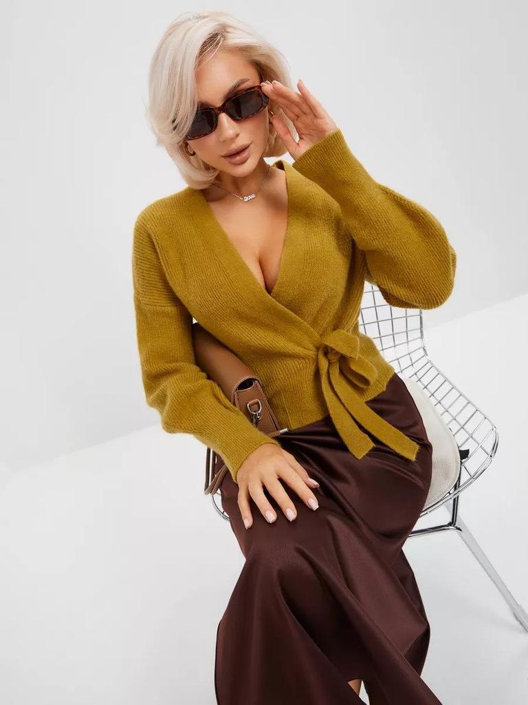 2025 Herbst Sexy V-Ausschnitt zum Binden Strickjacke - Figurbetonender Damenmantel im europäischen und amerikanischen Stil