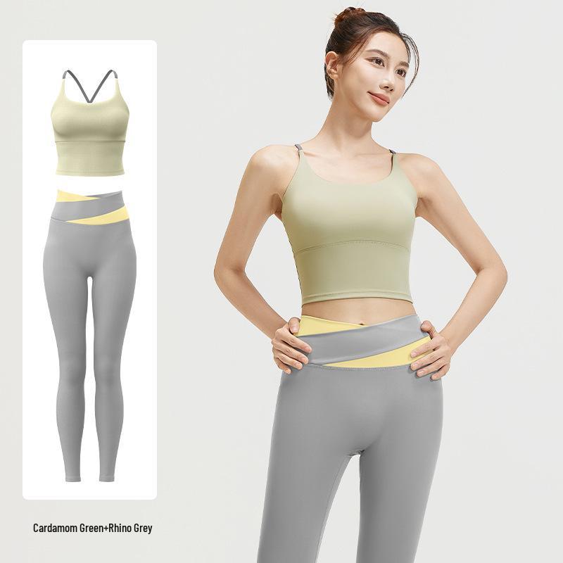 

Высокоэластичный нюдовый спортивный бюстгальтер и капри-леггинсы с цветными блоками, комплект для йоги XL