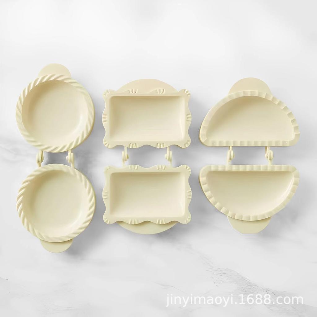 Klasické malé formičky na ruční koláče - Sada 3 ks pro pečení pečiva, jablečných koláčů a dortů