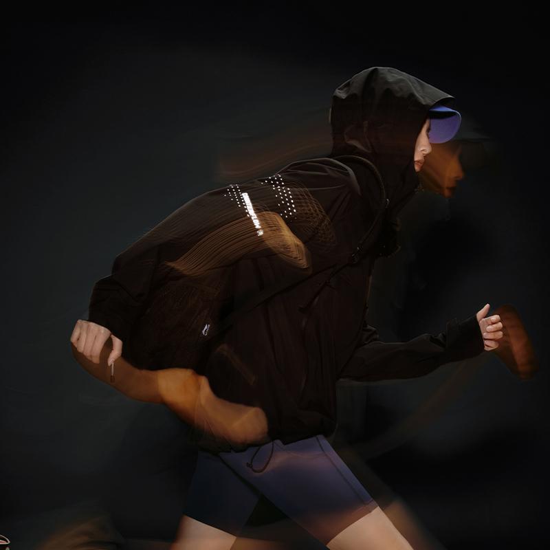 Li Ning CF Reflective Waterproof Windproof Breathable Hooded Outdoor Jacket Men Jacket Black ACFU005-1