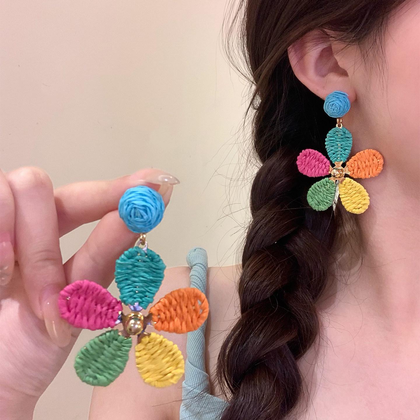 Silver Needle Raffia Handwoven Flower Stud Earrings - Luxurious, Versatile, and Stylish Earrings for Women