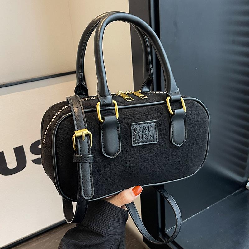 

Женская сумка новая высококлассная модная осенне-зимняя матовая ретро сумка через плечо, сумка-мессенджер, портативная маленькая квадратная сумка чёрный