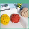 Nordisches Wollkugel-Kissen mit Stricktextur für Heimdekoration und Lounge-Komfort
