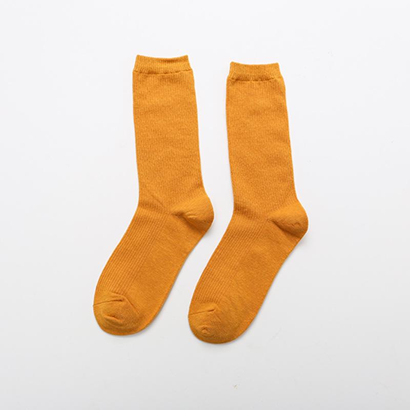 Dámské bavlněné ponožky střední délky v japonském stylu - Podzim/Zima, Jednobarevné černé, Trendy délka do půli lýtek.