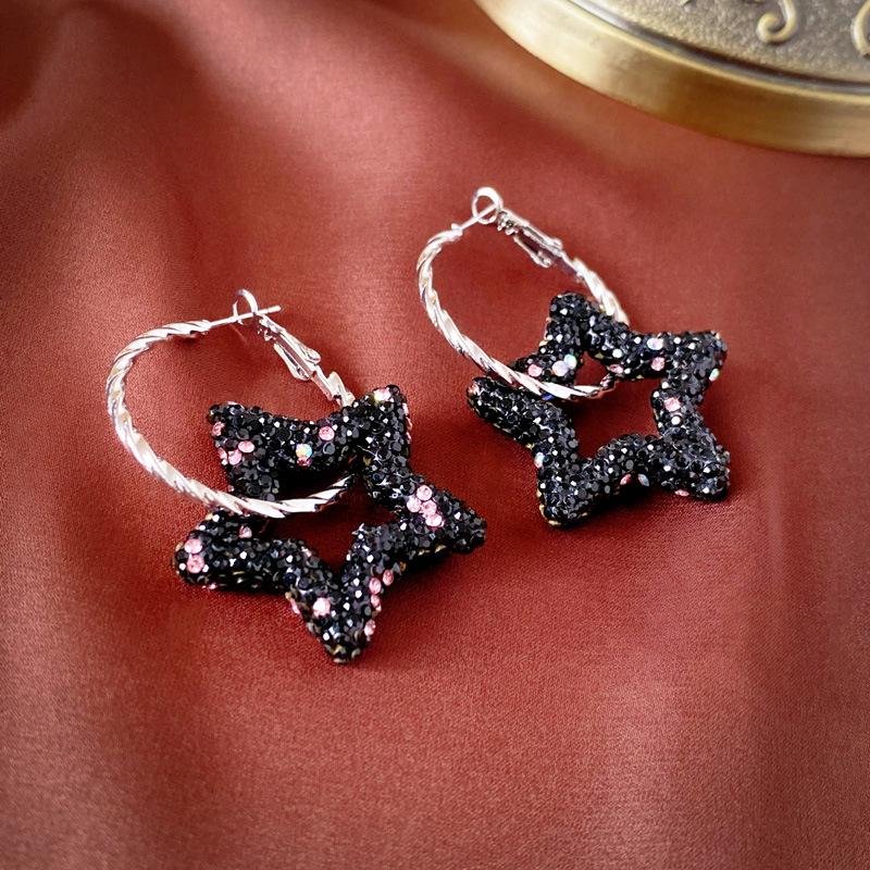 Exaggerated Dark Style Diamond Pentagram Silver Hoops - High-End Geometric Hip-Hop Earrings for Women