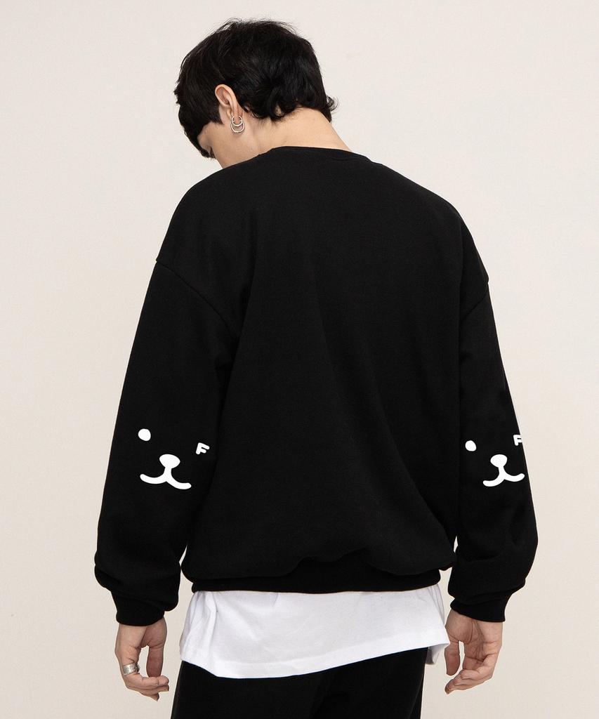 GRAVER [Unisex] Elbow Puppy Face Smile Sweatshirt_Black/White Logo