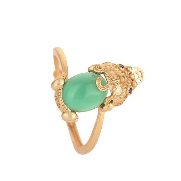 Ethnischer Stil Messing Vergoldeter Pixiu Ring mit Chalcedon
