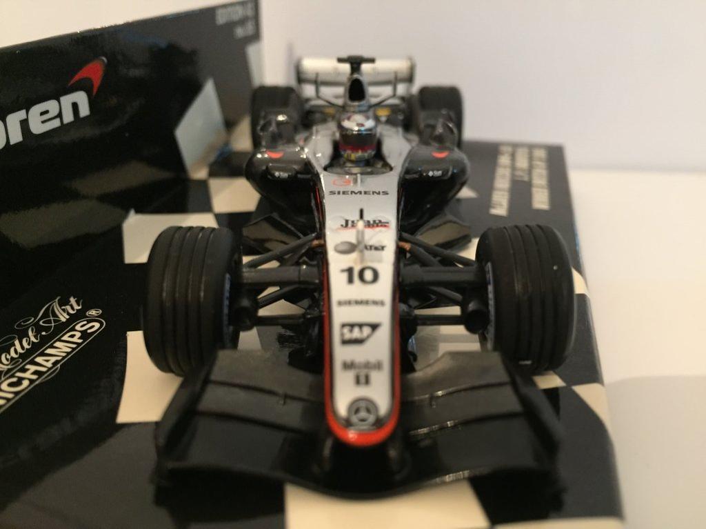 DP McLaren Mercedes Grand Prix Montoya 530054320 1/43 MP4/20 (British 2005) J.P.