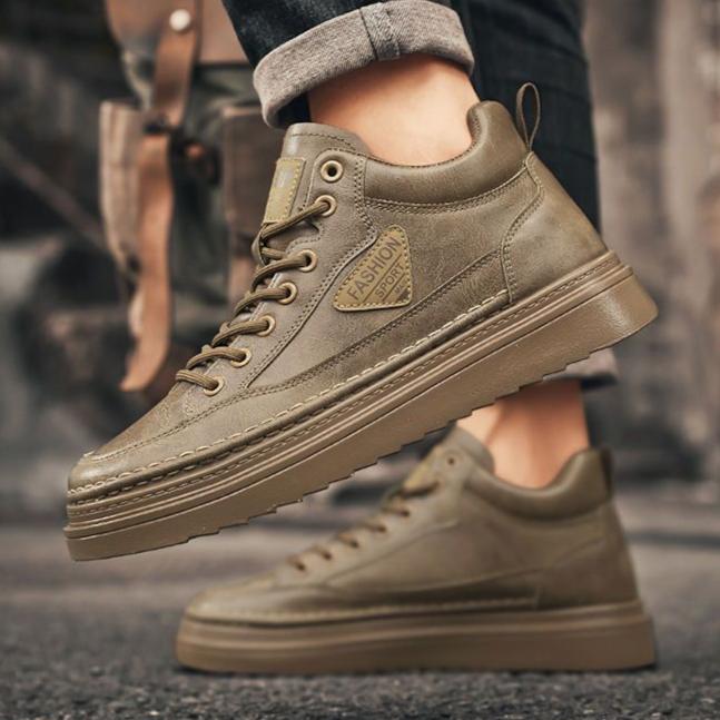 Jarní 2025 Nové vysoké martinské boty Pánské všestranné kožené boty s tlustou podrážkou pro volný čas, palubní boty