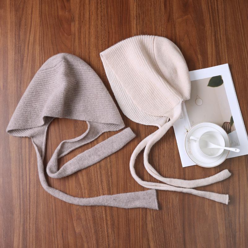 100% Wolle Einfarbige Gestrickte Mütze mit Ohrklappen und langem Zopfband Warm für Herbst & Winter Modischer Schnür-Pullover Woll-Kopfbedeckung