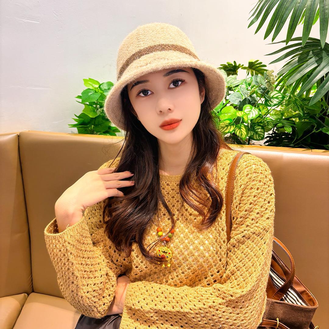

2025 New Wool Autumn and Winter Wavy Edge Simple Hat Women s Versatile Casual Basin Hat Fashion Show Face Small Korean Version M 56-58cm хаки