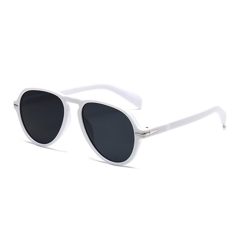 Retro Pilot Sunglasses Women Fashion Rivets Decoration Gradient Eyewear Men Shades UV400 Brand Designer Fishing Sun Glasses