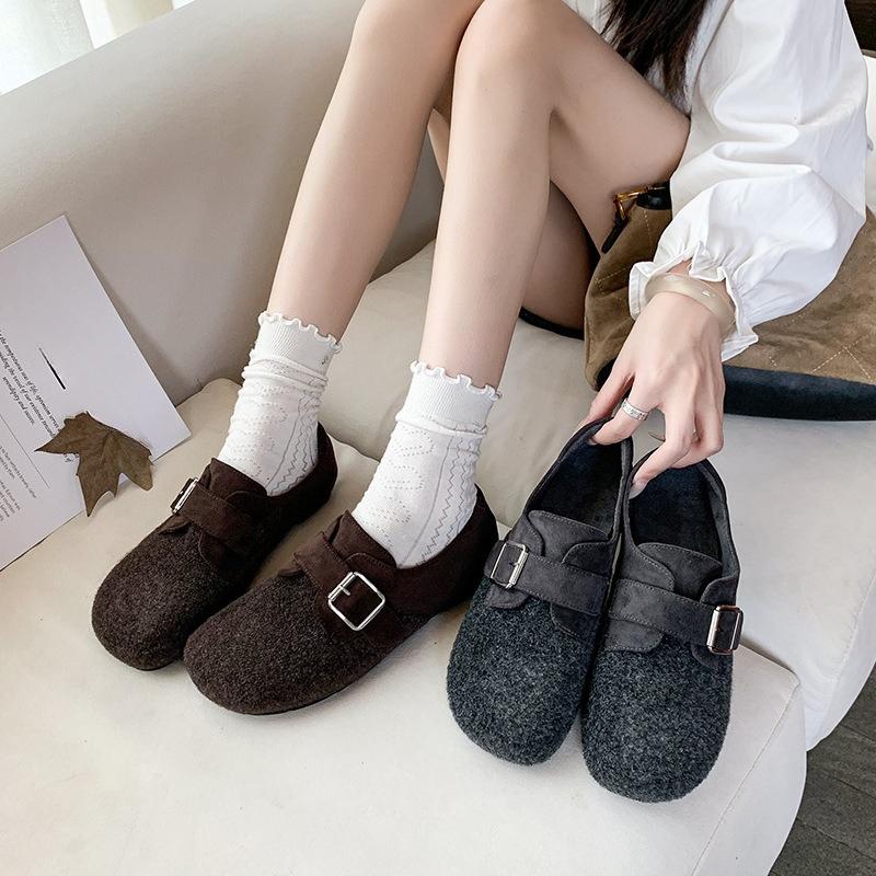High-top Casual Shoes for Women - New Style with Added Insulation