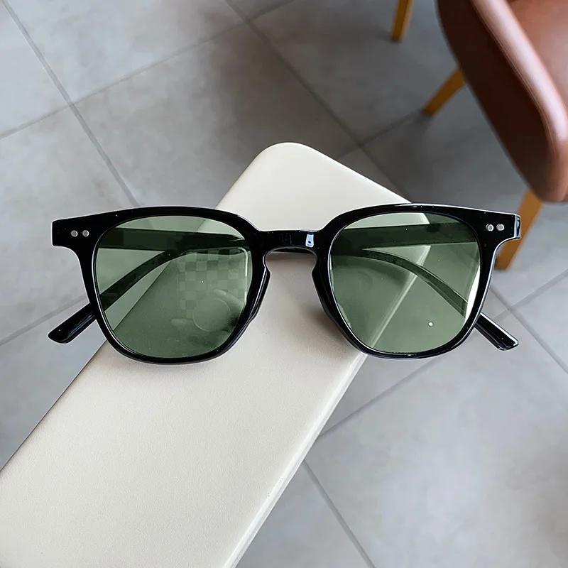 Vintage Square Sunglasses Retro Oversized Sunglasses Women's Fashion Men Shades Sun Glasses UV400 Eyewear