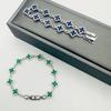 Elegante Vierklapper Armband met Strass Versiering Dames Heren Koper Plated Met Groene Of Blauwe Bedel Minimalistisch