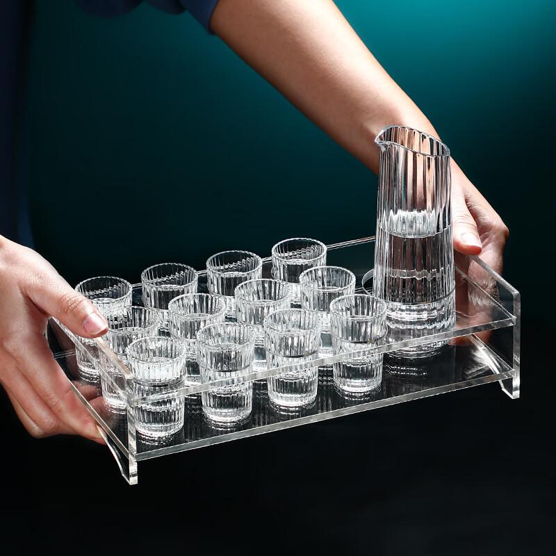 

Vertical Stripe Baijiu Decanter & Cup Set