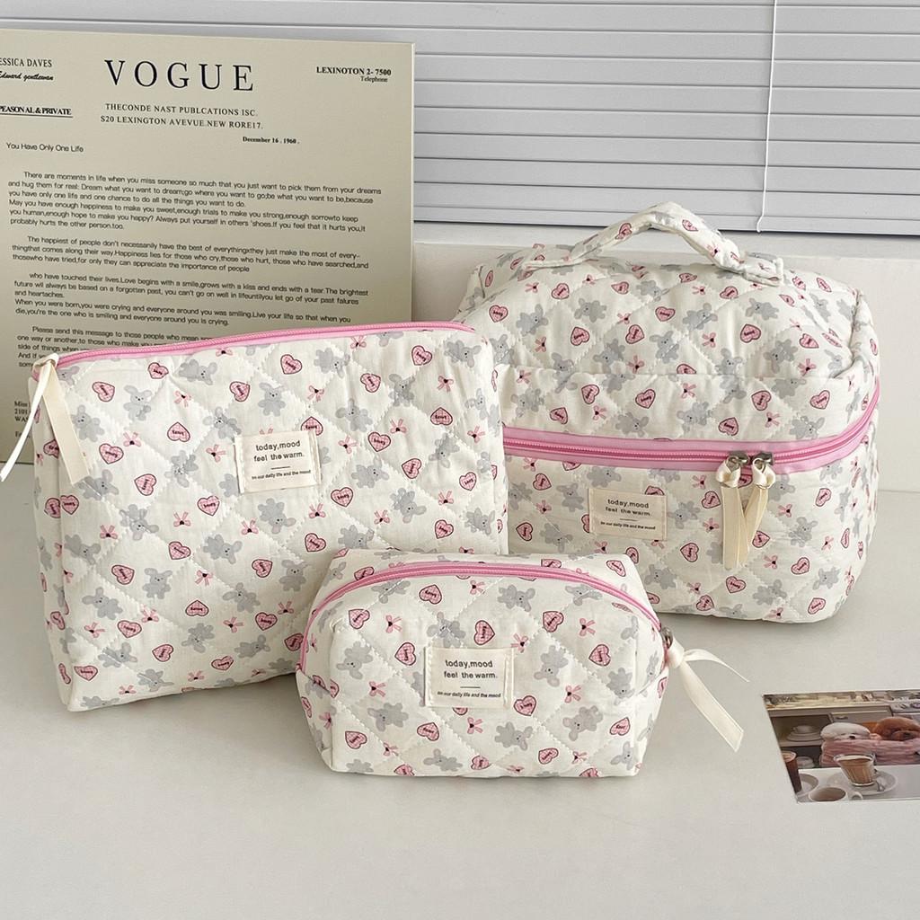 Cotton Heart Gray Bunny Makeup Bag With Cartoon Animal Print For Daily Use