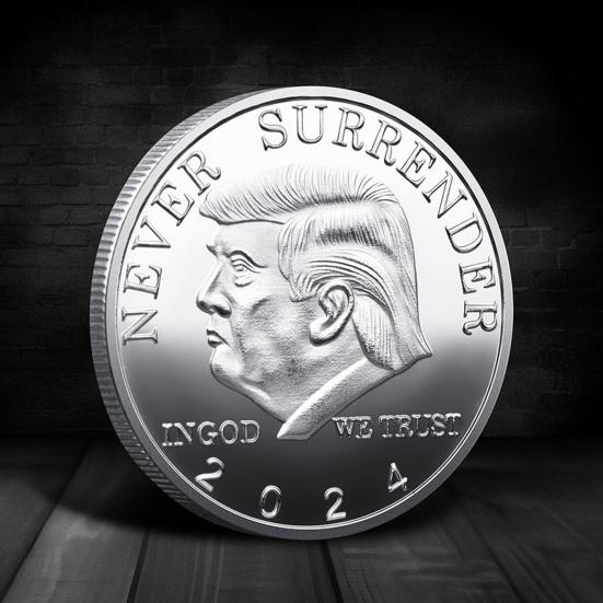 2Pcs Commemorative Coin Exquisite Trump American Eagle Commemorative Coin Set for Home