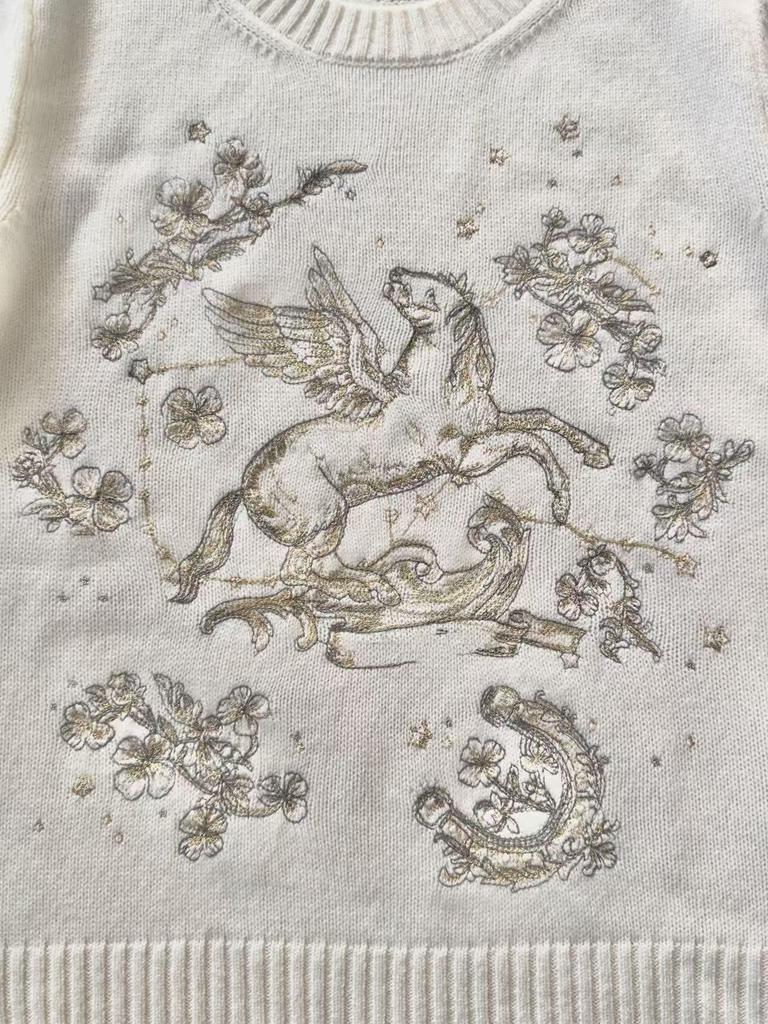 Haute Couture Early Spring Cashmere Pegasus Embroidery Short Sleeve