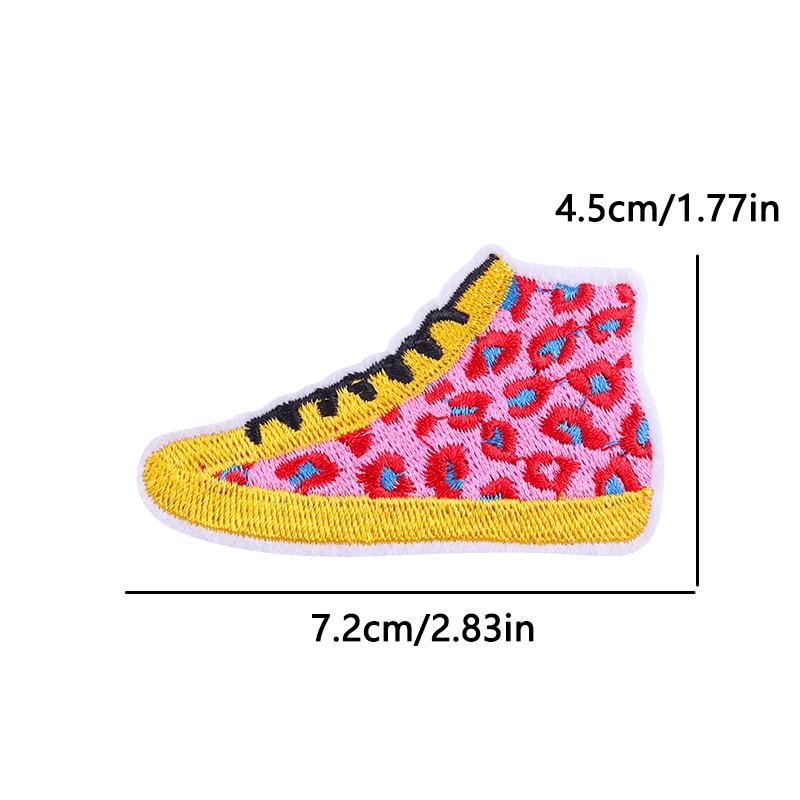 Lips Love Heart Patch Cartoon Embroidery Patch DIY Iron On Patches For Clothing Thermoadhesive Patches On Clothes Sewing Sticker