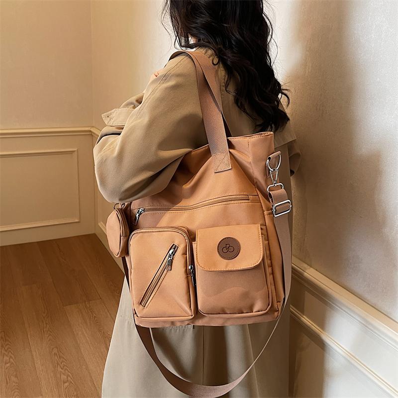 Crossbody Handbag Women's Multi-Pocket Tote Bag Lightweight Capacity Commuter Shoulder Bag
