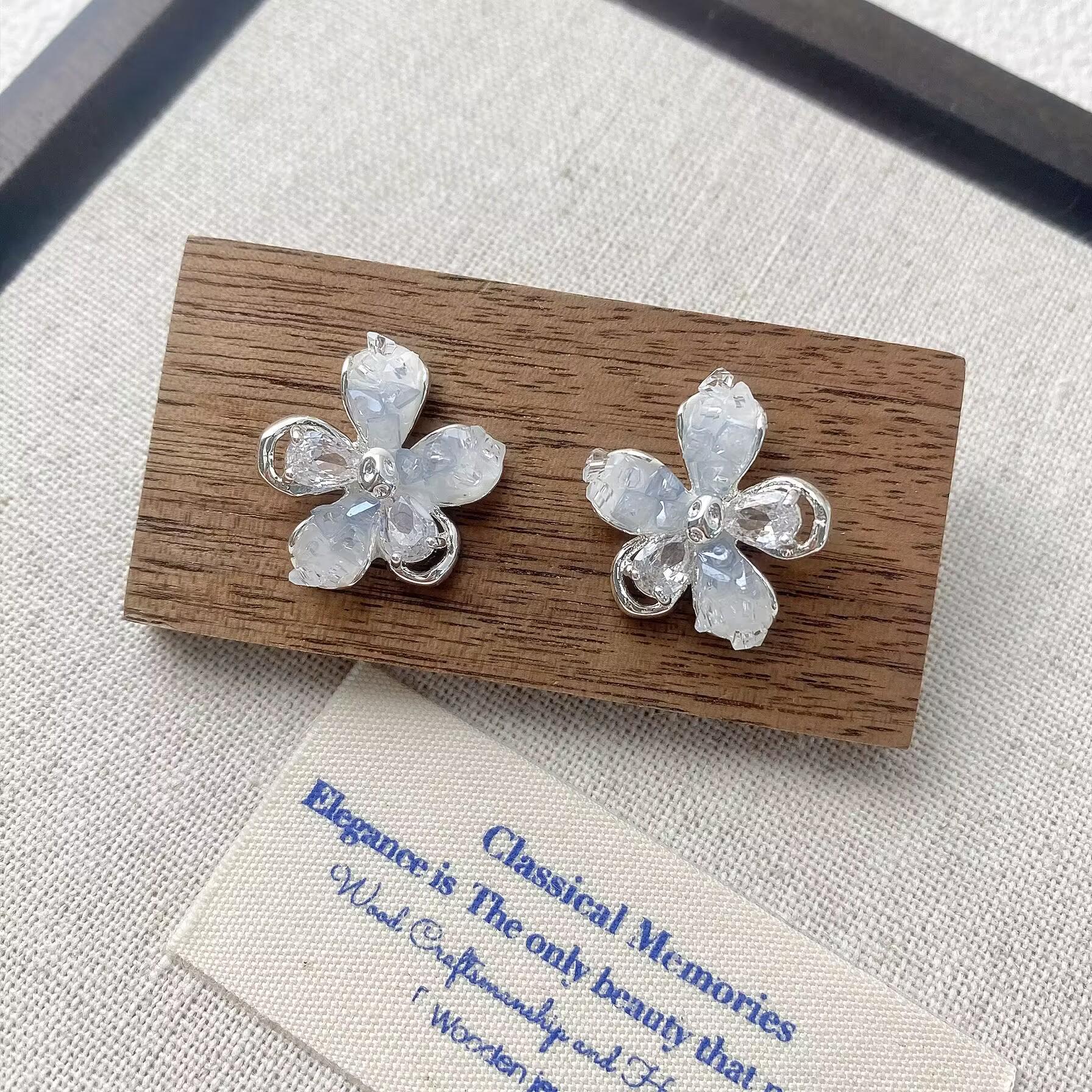 Ethereal Gradient Crystal Flower Stud Earrings for Women, Elegant Design with S925 Silver Needle