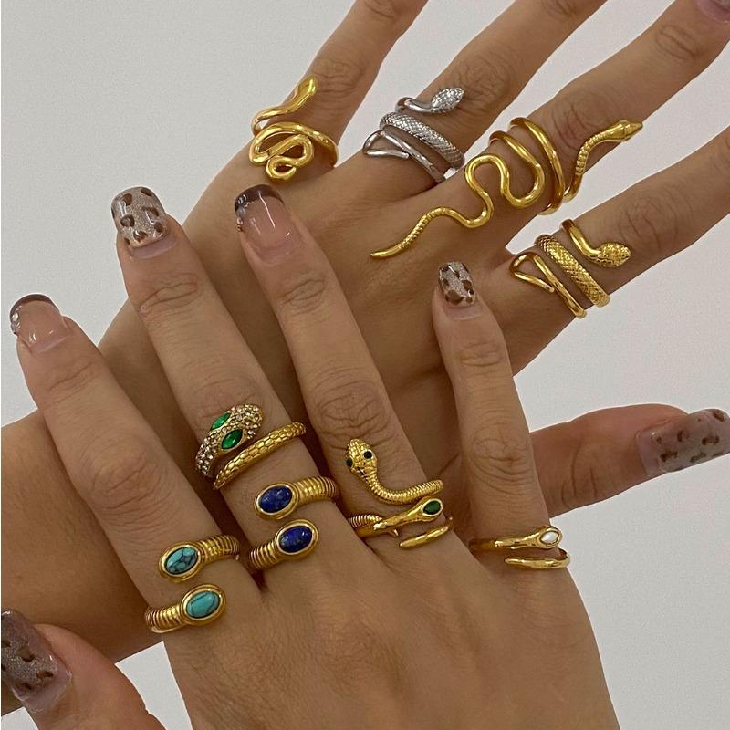 Stainless Steel Snake Ring - A High-end and Niche Style Open Finger Ring Made of Titanium Steel, A Hand Accessory.