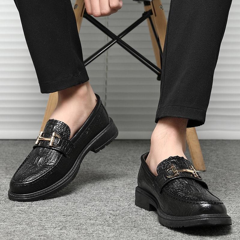 Weiche runde Zehenpartie Dicke Sohle Slipper Loafer Lederschuhe für Herren Sommer Sale Elegant Retro Designer Niedriger Preis Herren Freizeitschuh