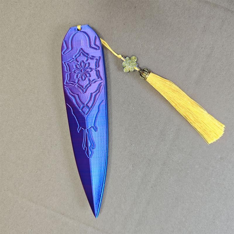 Cartoon K-Pop Demon Hunter Zoey Role-Playing Props Plastic Accessories Handmade Halloween Decoration Pendant Party Gifts