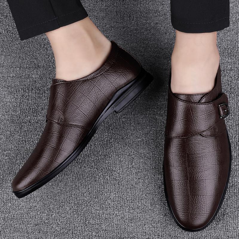 Men's youth Korean version of British fashion trendy men's shoes business shoes foot casual shoes autumn new pointed leather shoes men