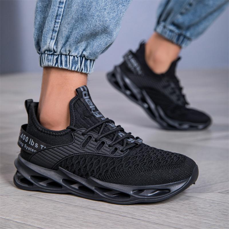 2025 Fashion Red Casual Sneakers Women Men Blade Shoes Big Size 45 Light Breathable Sports Shoes for Men Mesh Running Sneakers