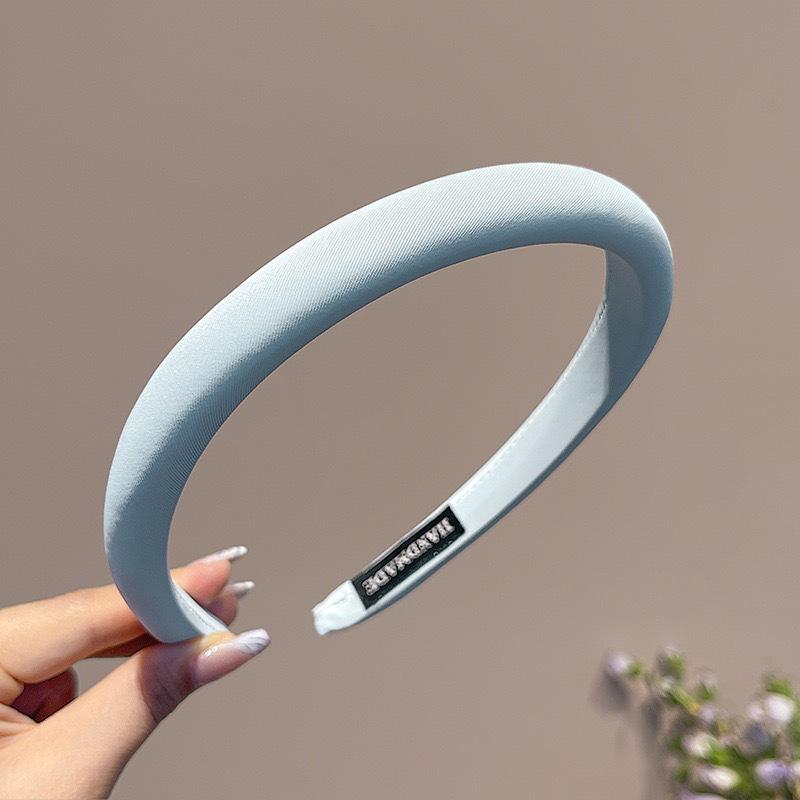 Dámská světlomodrá protiskluzová čelenka: Všestranný jarní a letní vlasový doplněk, ideální pro mytí obličeje a vysoký culík