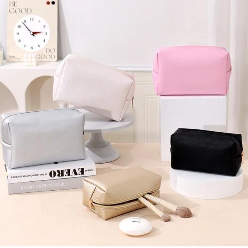 Simple Travel Large Capacity Makeup Bag Cosmetic Storage Pouch Toothbrush Wash Bag Storage Case