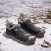Plush Snow Boots Slip-on Cotton Shoes Winter Warm Casual Sports Shoes Walking Flats Waterproof Daily Shoes