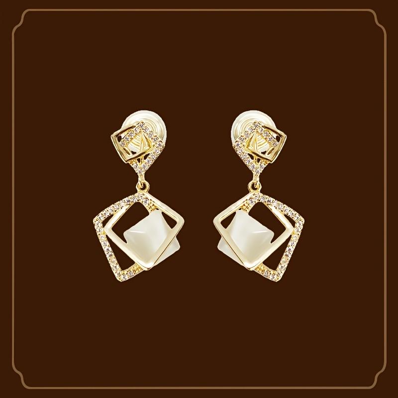 

1Pair of High-end Fashion Light Luxury Geometric Hollow Earrings with No Earrings Ear clip style-no need for ear piercing